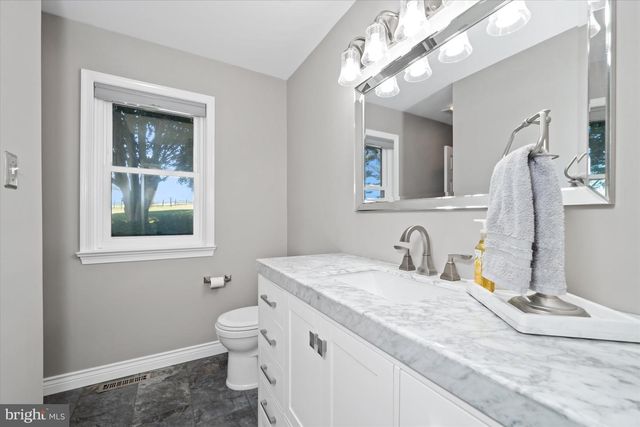 201 MICHAELS WAY, Hockessin, DE 19707