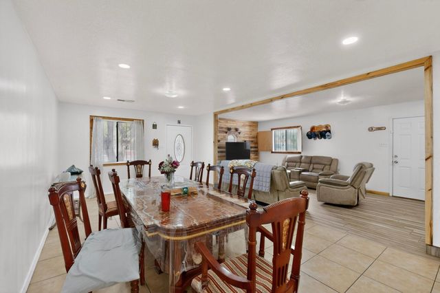 1160 Calle Mesquite, Bernalillo, NM 87004