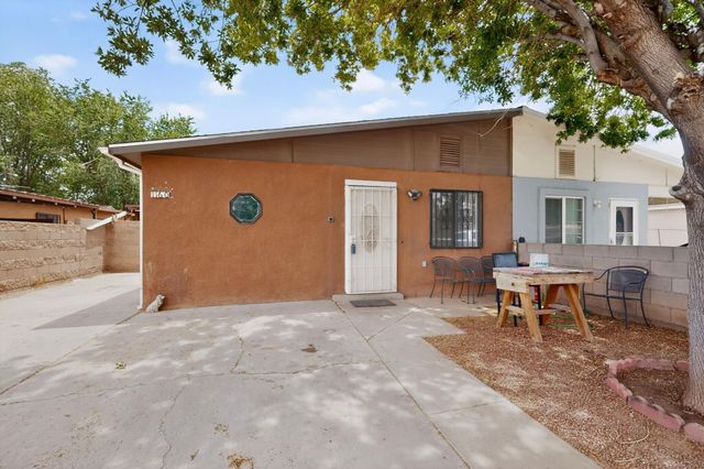 1160 Calle Mesquite, Bernalillo, NM 87004