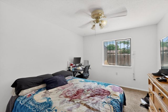 1160 Calle Mesquite, Bernalillo, NM 87004