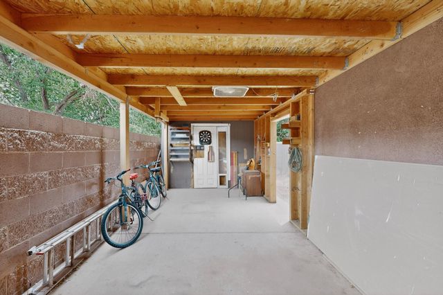 1160 Calle Mesquite, Bernalillo, NM 87004