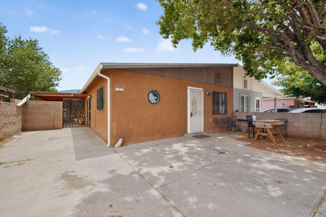1160 Calle Mesquite, Bernalillo, NM 87004