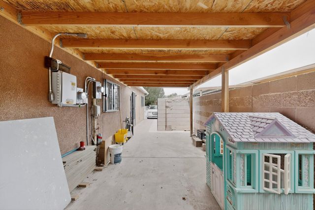 1160 Calle Mesquite, Bernalillo, NM 87004