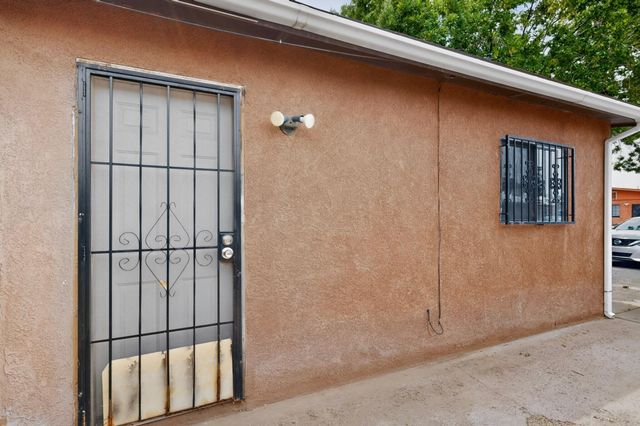 1160 Calle Mesquite, Bernalillo, NM 87004