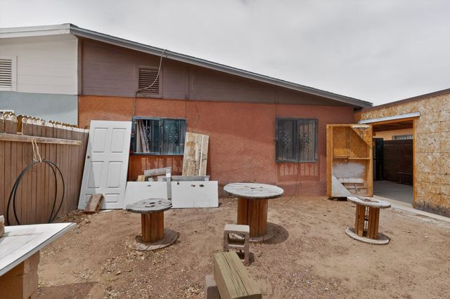 1160 Calle Mesquite, Bernalillo, NM 87004