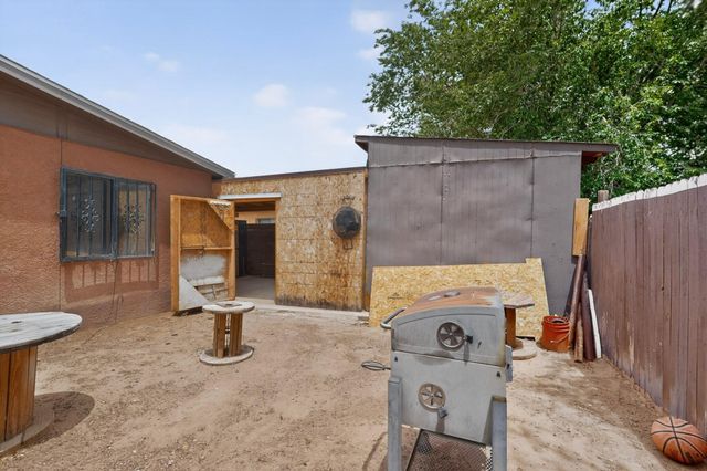 1160 Calle Mesquite, Bernalillo, NM 87004