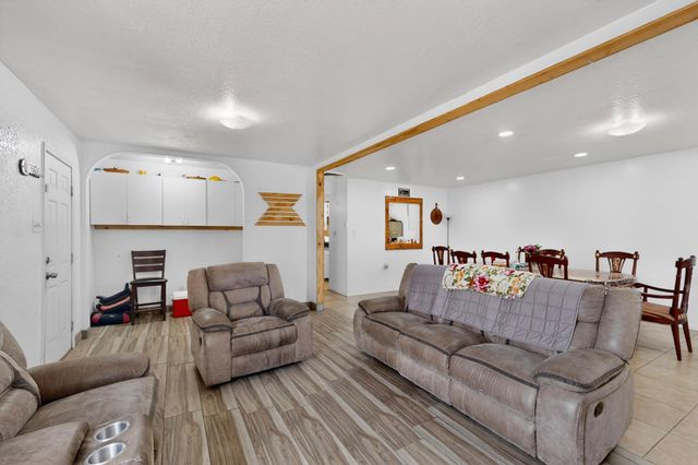 1160 Calle Mesquite, Bernalillo, NM 87004
