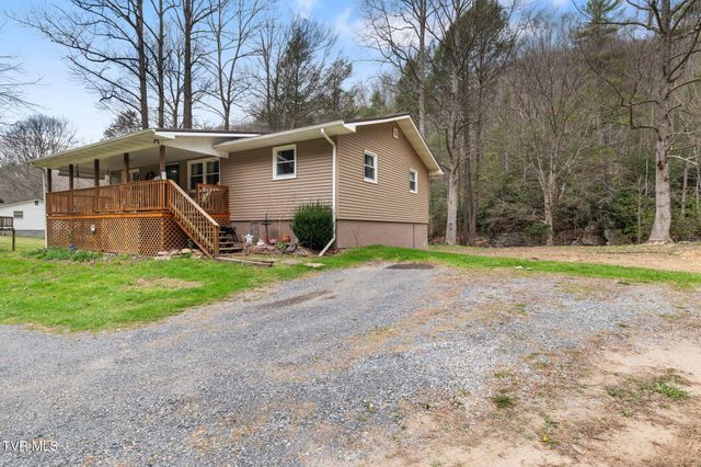 23146 Taylor Valley Road, Damascus, VA 24236