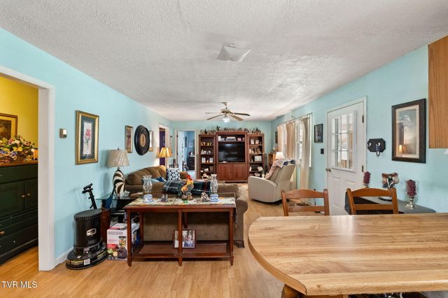 23146 Taylor Valley Road, Damascus, VA 24236