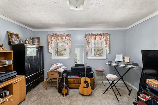 23146 Taylor Valley Road, Damascus, VA 24236
