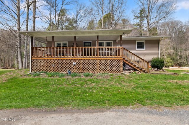 23146 Taylor Valley Road, Damascus, VA 24236