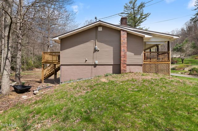 23146 Taylor Valley Road, Damascus, VA 24236