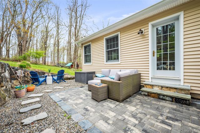 102 Warren Street, Somers, NY 10589