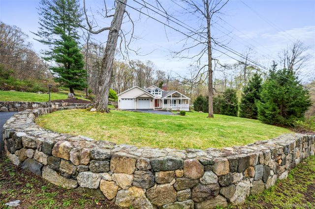 102 Warren Street, Somers, NY 10589