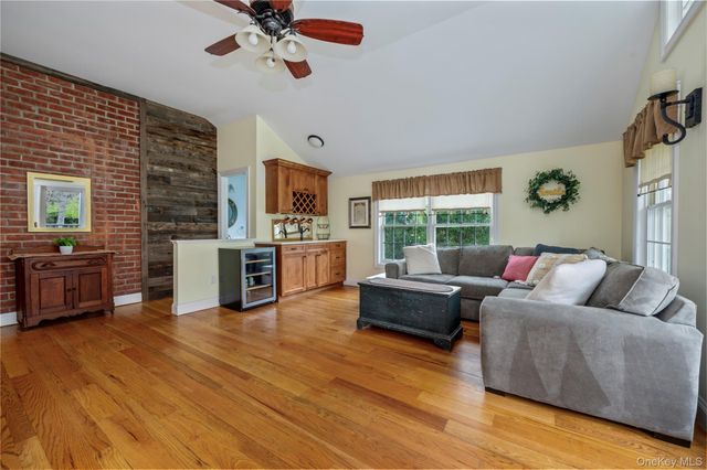 102 Warren Street, Somers, NY 10589