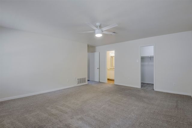 909 Anvil Creek Drive, Arlington, TX 76001