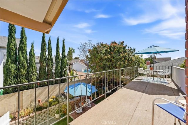 8821 Tamarisk, Westminster, CA 92683