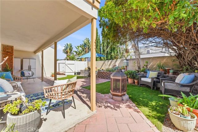 8821 Tamarisk, Westminster, CA 92683