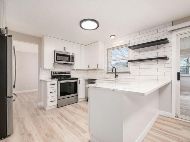 4851 Leybourne Drive, Hilliard, OH 43026