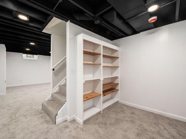 4851 Leybourne Drive, Hilliard, OH 43026