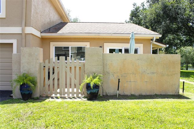 11861 RAINTREE DRIVE 65, Tampa, FL 33617