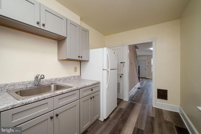 34 MAPLE ST, Reading, PA 19602