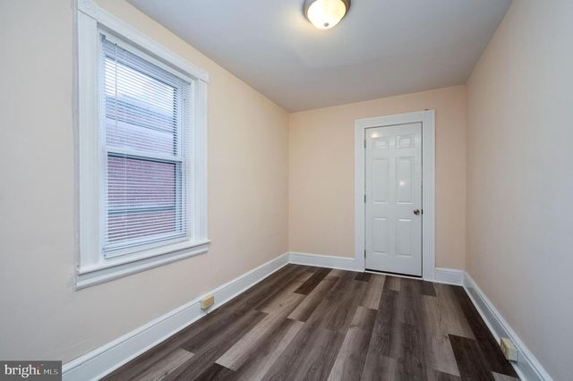 34 MAPLE ST, Reading, PA 19602