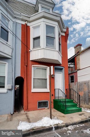 34 MAPLE ST, Reading, PA 19602