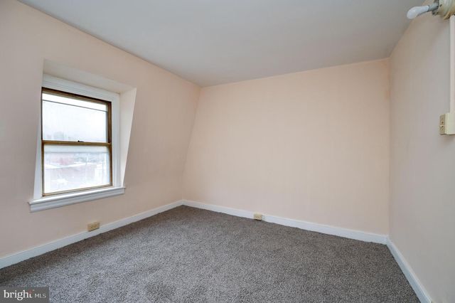 34 MAPLE ST, Reading, PA 19602