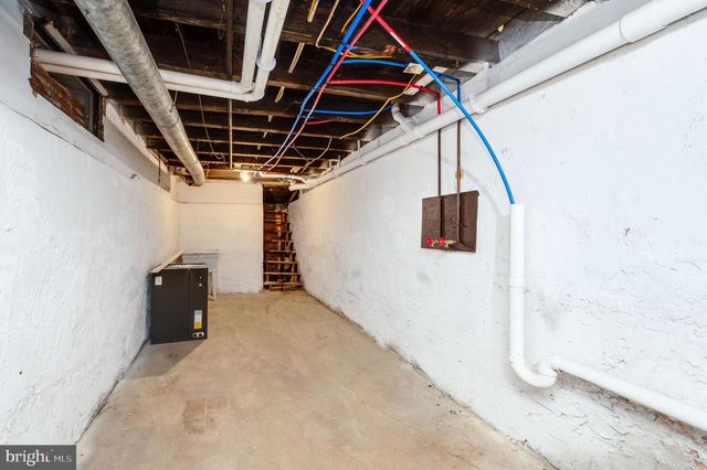 34 MAPLE ST, Reading, PA 19602