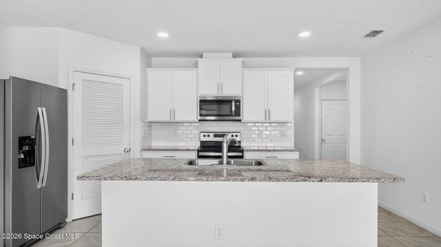 7114 Topaz Drive, Grant-valkaria, FL 32949