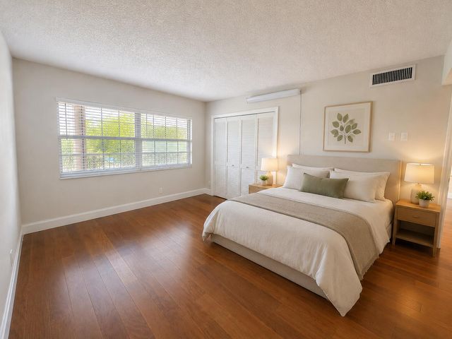 4030 W PALM AIRE Drive 402, Pompano Beach, FL 33069