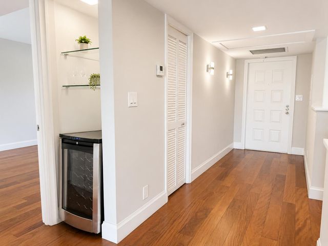4030 W PALM AIRE Drive 402, Pompano Beach, FL 33069