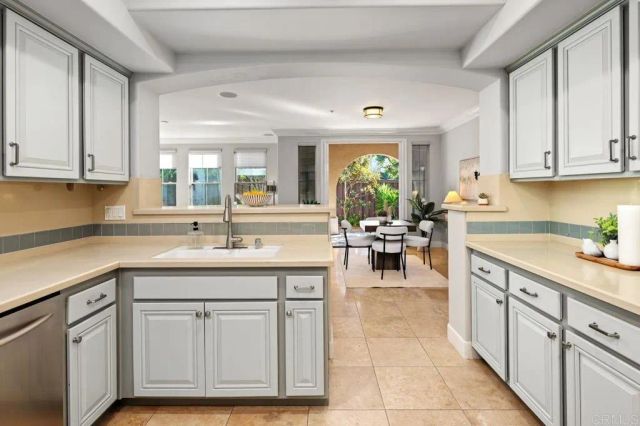 2831 Piantino Circle, San Diego, CA 92108