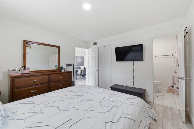 214 N THOMPSON ROAD, Apopka, FL 32703