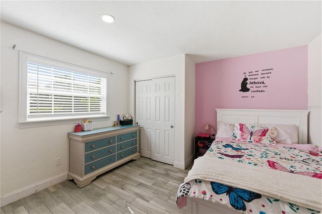 214 N THOMPSON ROAD, Apopka, FL 32703