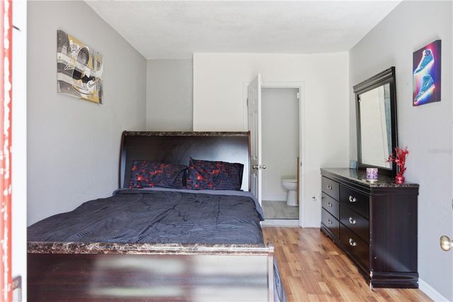 214 N THOMPSON ROAD, Apopka, FL 32703