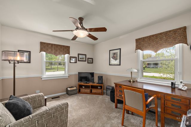 1714 PARK Drive, Schaumburg, IL 60194