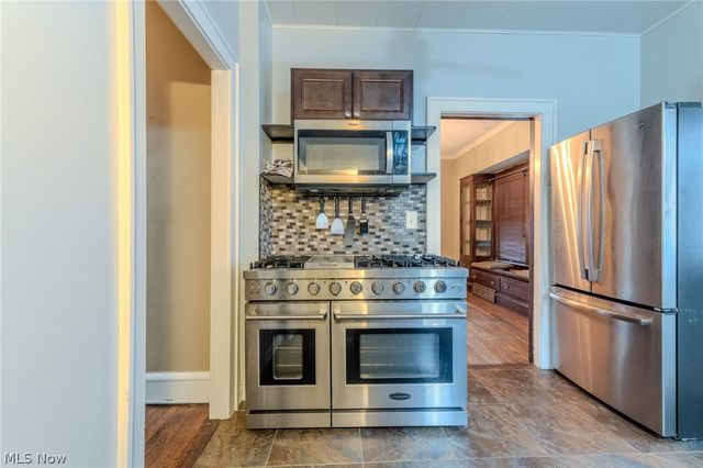 10109 Unity Avenue, Cleveland, OH 44111