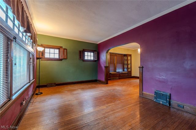 10109 Unity Avenue, Cleveland, OH 44111