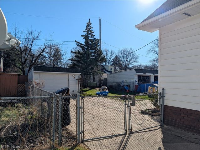 10109 Unity Avenue, Cleveland, OH 44111