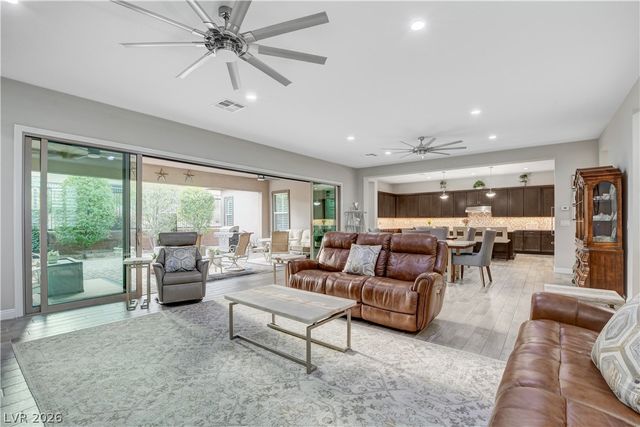 6709 Titanium Crest Street, Las Vegas, NV 89148