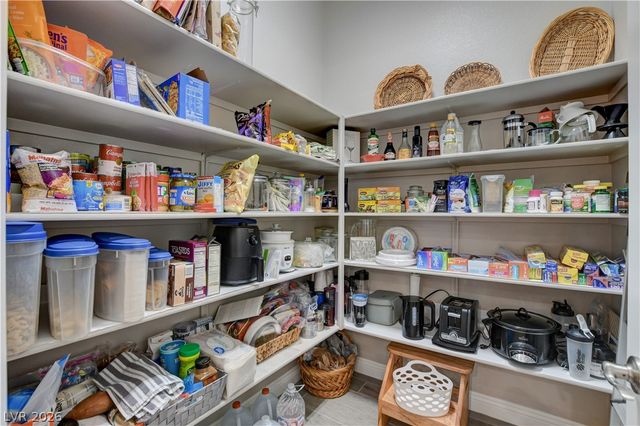 6709 Titanium Crest Street, Las Vegas, NV 89148