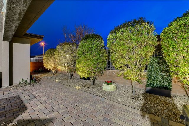 6709 Titanium Crest Street, Las Vegas, NV 89148