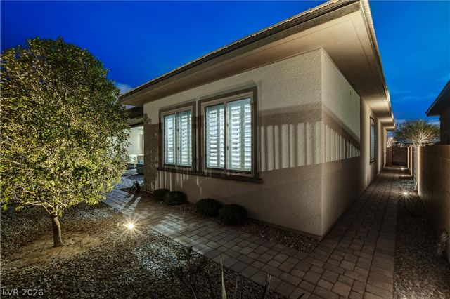 6709 Titanium Crest Street, Las Vegas, NV 89148