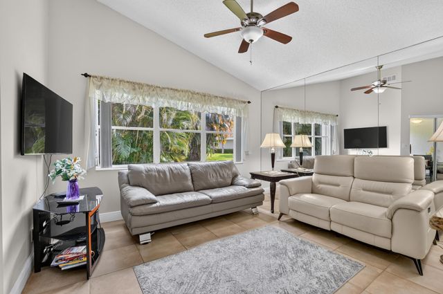 11135 AUTORO Court, Boca Raton, FL 33498