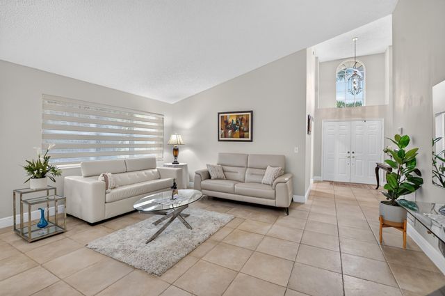 11135 AUTORO Court, Boca Raton, FL 33498