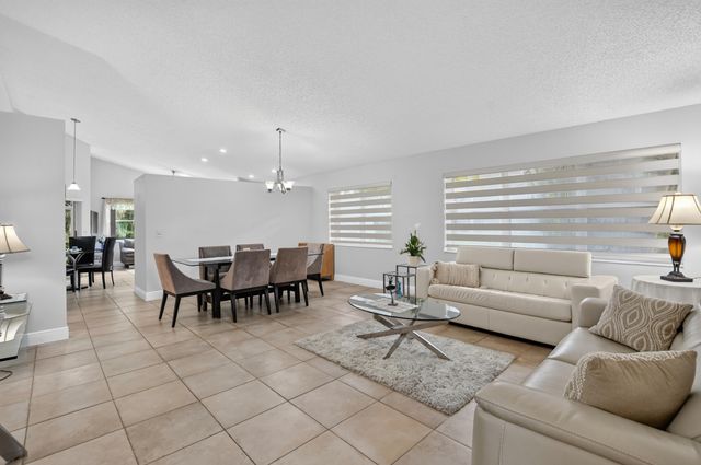 11135 AUTORO Court, Boca Raton, FL 33498