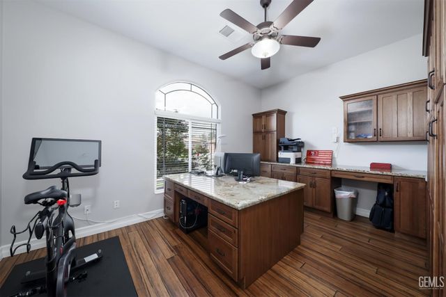 8907 Cashmere Court, Bakersfield, CA 93312