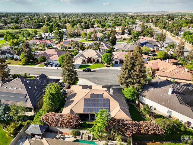 8907 Cashmere Court, Bakersfield, CA 93312